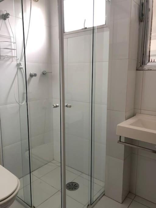 Apartamento Quadra Da Praia - Pitangueiras Guaruja Luaran gambar